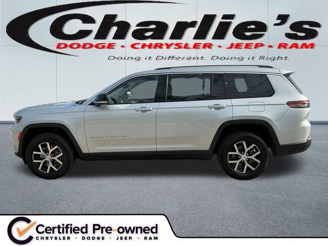 2023 Jeep Grand Cherokee L Limited 4WD photo