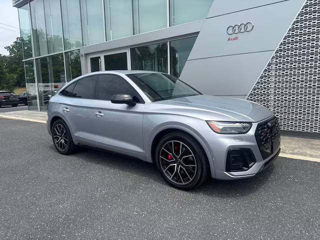 2023 Audi SQ5 Sportback Prestige AWD photo