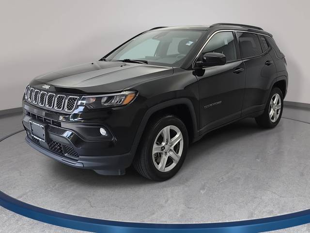 2023 Jeep Compass Latitude 4WD photo
