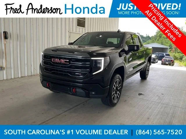 2023 GMC Sierra 1500 AT4 4WD photo