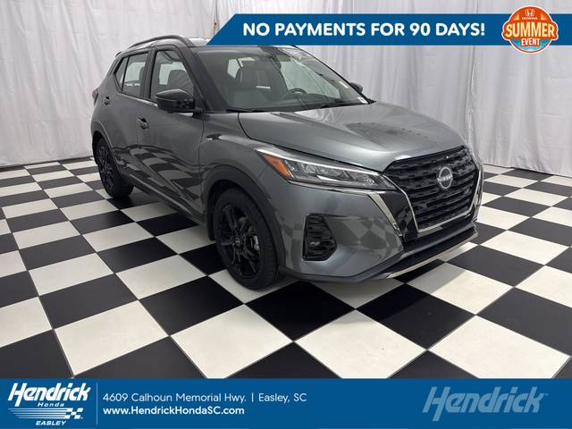 2023 Nissan Kicks SR FWD photo