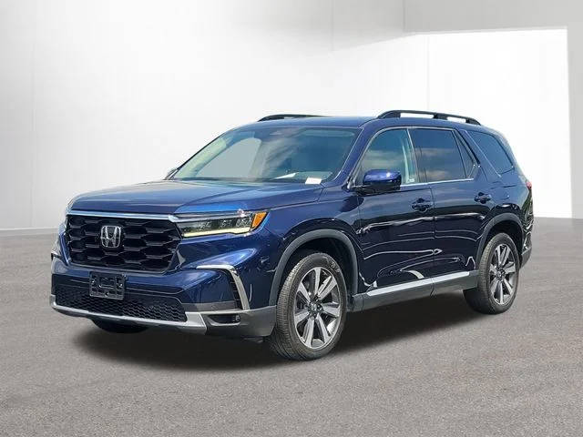 2023 Honda Pilot Touring AWD photo