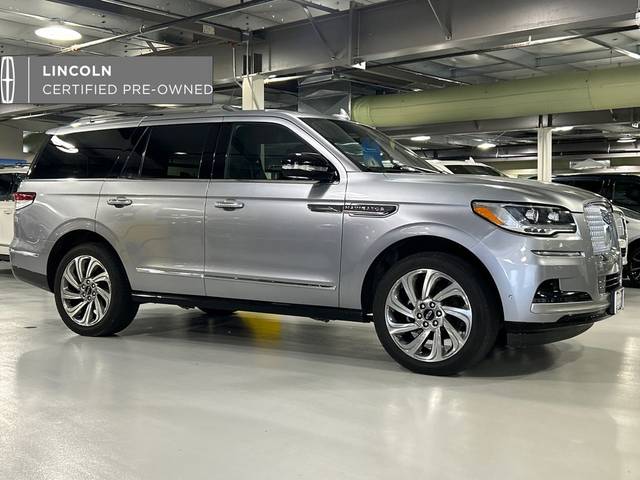2023 Lincoln Navigator Reserve 4WD photo