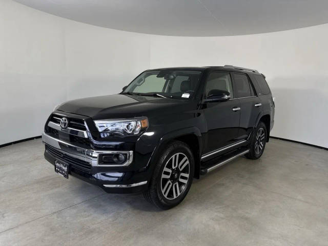 2023 Toyota 4Runner Limited 4WD photo