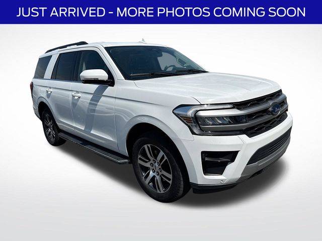 2023 Ford Expedition XLT 4WD photo