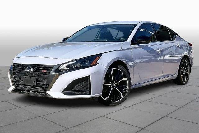 2023 Nissan Altima 2.5 SR FWD photo