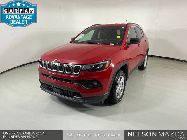 2023 Jeep Compass Latitude 4WD photo