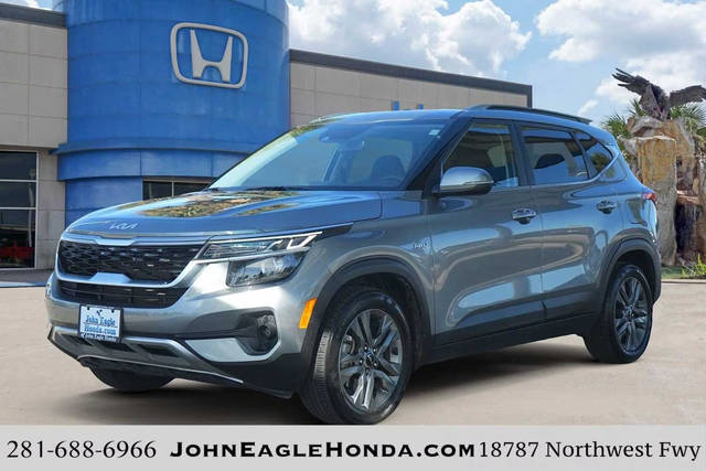 2023 Kia Seltos S AWD photo