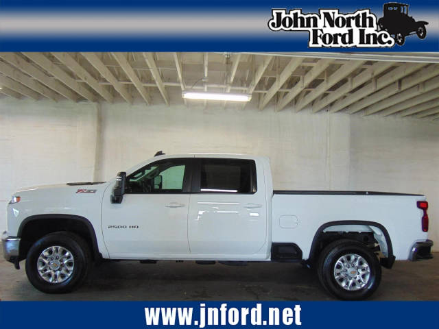 2023 Chevrolet Silverado 2500HD LT 4WD photo