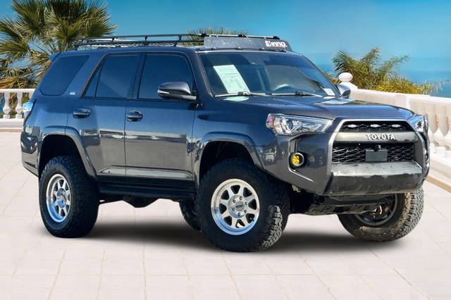 2023 Toyota 4Runner SR5 Premium 4WD photo