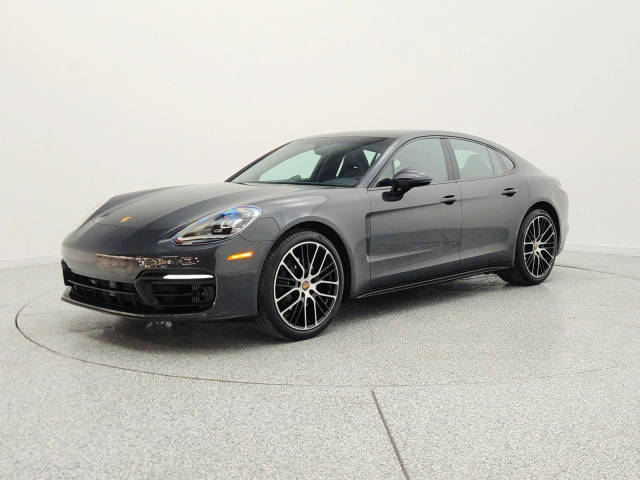 2023 Porsche Panamera Platinum Edition RWD photo