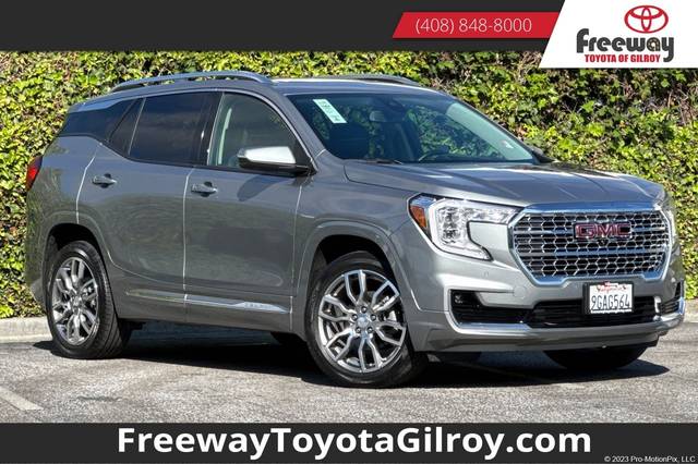 2023 GMC Terrain Denali AWD photo