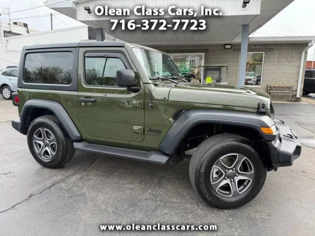 2023 Jeep Wrangler Sport S 4WD photo