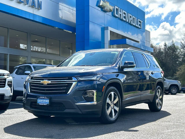 2023 Chevrolet Traverse LT Leather AWD photo