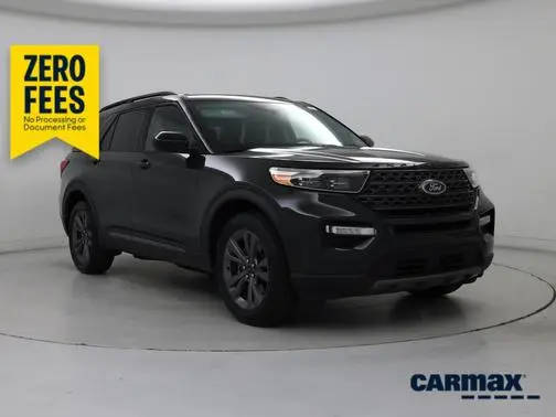 2023 Ford Explorer XLT 4WD photo