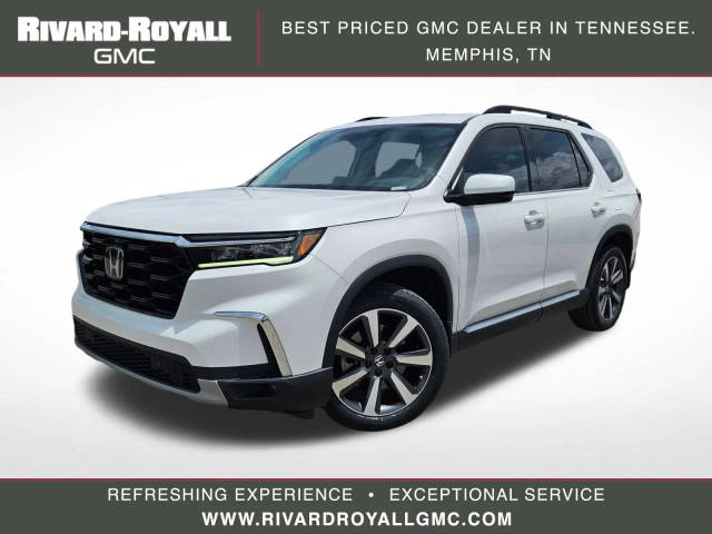 2023 Honda Pilot Touring FWD photo