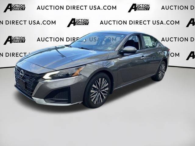 2023 Nissan Altima 2.5 SV FWD photo