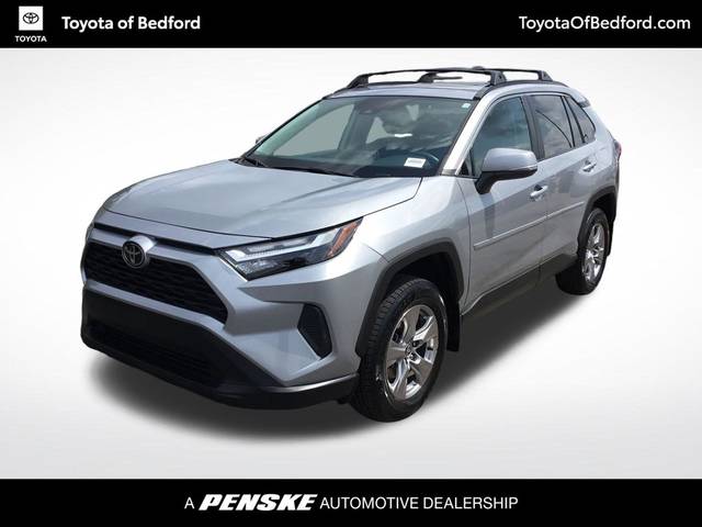 2023 Toyota RAV4 XLE AWD photo