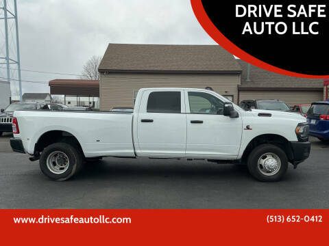 2023 Ram 3500 Tradesman 4WD photo