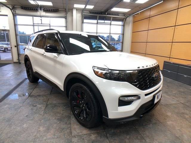 2023 Ford Explorer ST 4WD photo