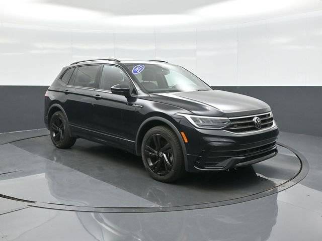 2023 Volkswagen Tiguan SE R-Line Black FWD photo