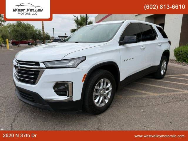 2023 Chevrolet Traverse LS FWD photo