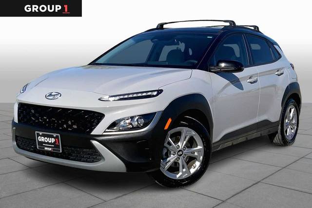 2023 Hyundai Kona SEL FWD photo