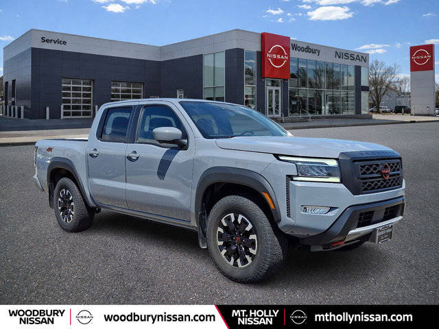 2023 Nissan Frontier PRO-4X 4WD photo