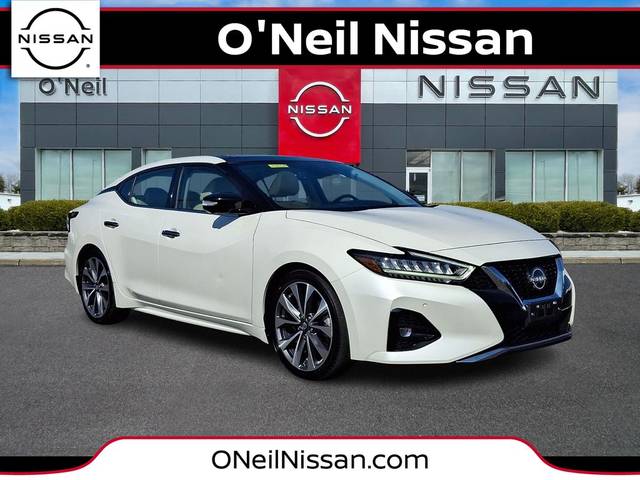 2023 Nissan Maxima Platinum FWD photo