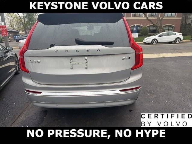 2023 Volvo XC90 Plus AWD photo
