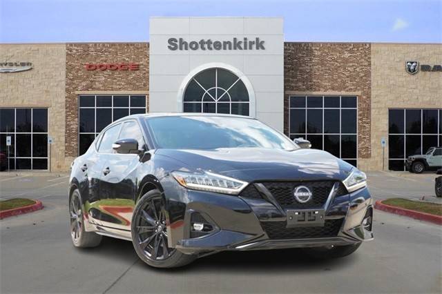 2023 Nissan Maxima SR FWD photo