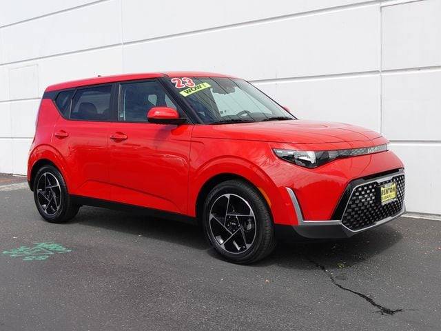 2023 Kia Soul EX FWD photo