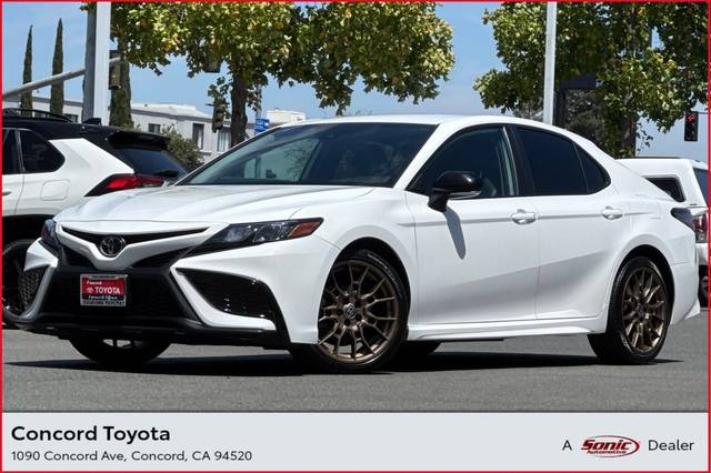 2023 Toyota Camry SE Nightshade FWD photo