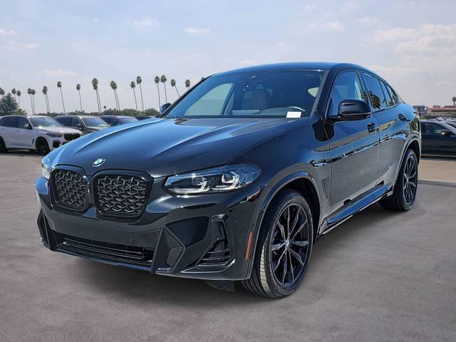 2023 BMW X4 xDrive30i AWD photo
