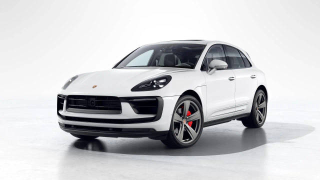 2023 Porsche Macan S AWD photo