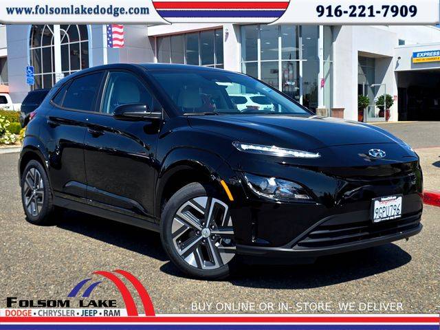 2023 Hyundai Kona SEL FWD photo