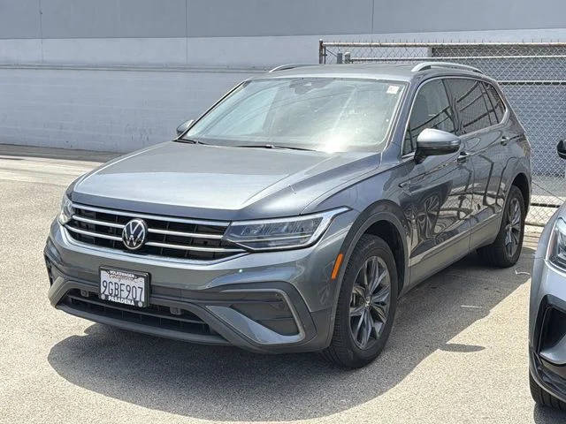2023 Volkswagen Tiguan SE FWD photo
