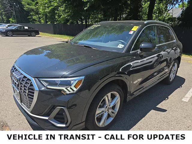 2023 Audi Q3 S line Premium AWD photo