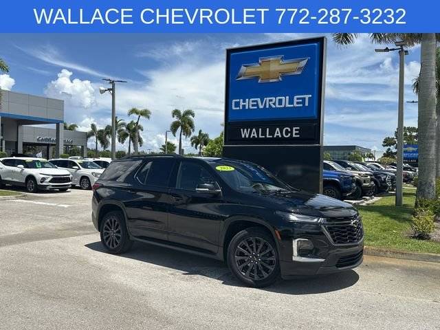 2023 Chevrolet Traverse RS FWD photo