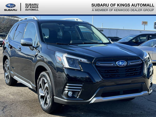 2023 Subaru Forester Touring AWD photo