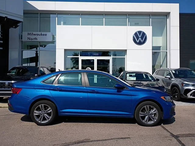 2023 Volkswagen Jetta SE FWD photo
