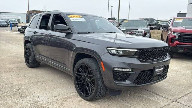2022 Jeep Grand Cherokee Summit 4WD photo
