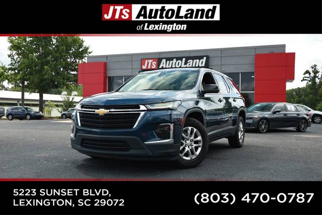 2023 Chevrolet Traverse LS FWD photo