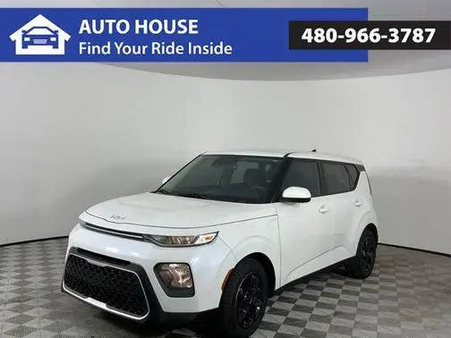 2022 Kia Soul LX FWD photo