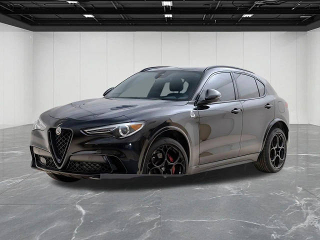 2023 Alfa Romeo Stelvio Quadrifoglio AWD photo