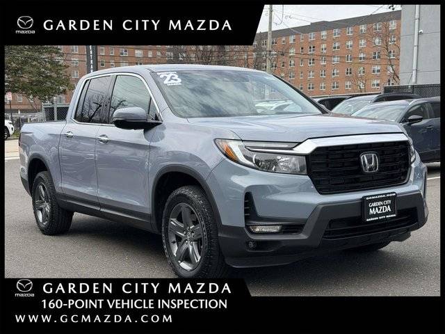 2023 Honda Ridgeline RTL-E AWD photo