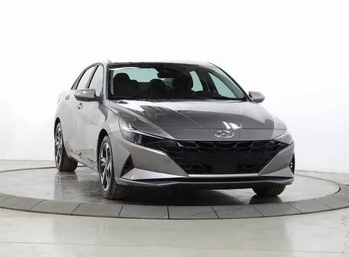 2023 Hyundai Elantra SEL FWD photo