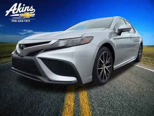 2023 Toyota Camry SE FWD photo