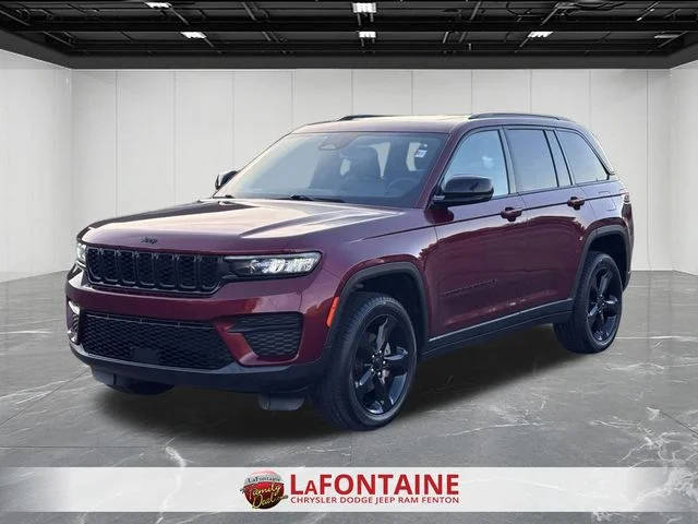 2023 Jeep Grand Cherokee Altitude 4WD photo