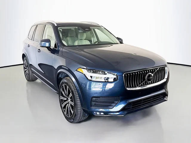 2023 Volvo XC90 Core AWD photo